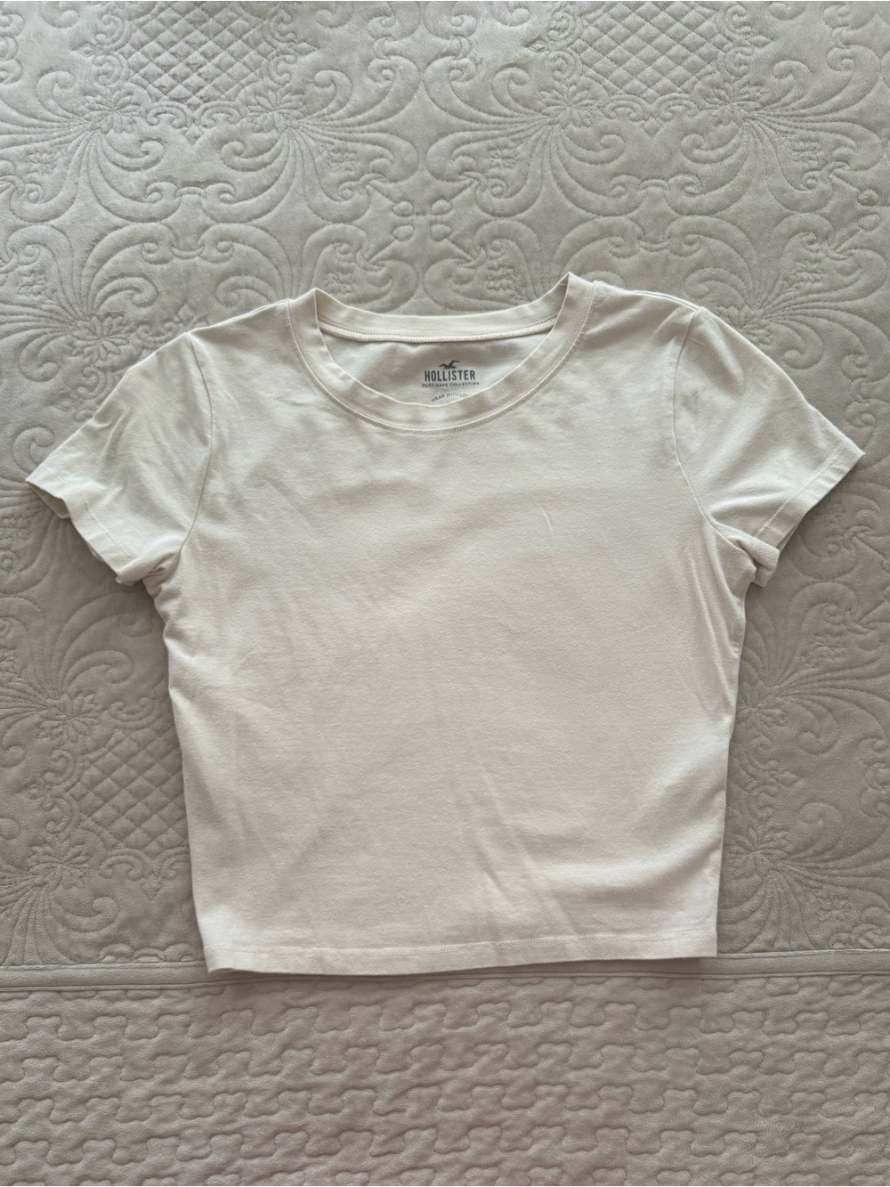 Hollister Beige Short-Sleeve Crop Tee